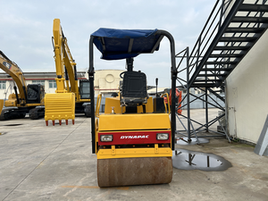 Çekirdek bileşenleri Motor Motor ve pompa ile kullanılan Dynapac CC122 2 Ton çift davul titreşimli yol silindiri - Product Image 5