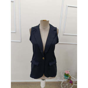 Veste en satin sans manches pour femme, col à bouton unique sur le devant, 32945 - Noir - Product Image 6
