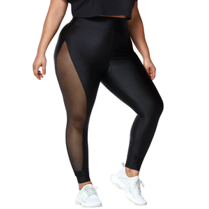 Ensemble de yoga grande taille avec accent en maille, tissu extensible taille haute, panneaux respirants, vêtements de sport de soutien pour femmes - Product Image 3