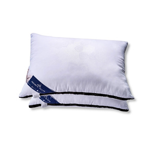 หมอนรองคอแบบบีบอัดได้ผ้าคอตตอนลายทาง OEM ODM จากโรงงานเวียดนาม - Product Image 4