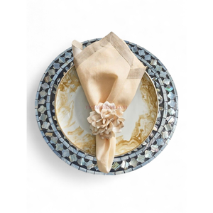 แผ่นรองจานมุกธรรมชาติรักษ์โลกสำหรับตกแต่งโต๊ะอาหารแบบสบายๆ และการตกแต่งบ้านอย่างมีสไตล์จากเวียดนาม - Product Image 2