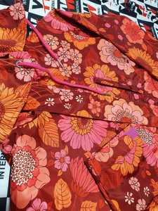 เสื้อแจ็กเก็ตเสื้อกันฝนมีฮู้ดกันน้ำหลากสีสำหรับผู้หญิงเสื้อกันลมผ้าโพลีเอสเตอร์น้ำหนักเบาสำหรับใส่กลางแจ้งและการเดินทาง2024 - Product Image 2