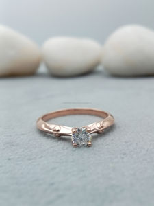 Forme ronde LAB GROWN Fine Jewelry Bague de fiançailles en or massif Bague de mariage - Product Image 2