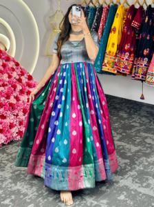 Hermoso vestido de fiesta de diseñador con tejido Jacquard - Product Image 3