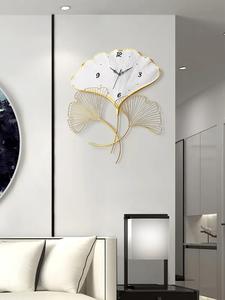 Nouveau Ginko feuille métal horloge murale élégante horloge murale tenture murale décor à la maison pour salon chambre bureau hôtel cadeau de mariage - Product Image 4