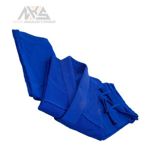 ชุดคาราเต้พรีเมี่ยมน้ำหนักเบาเครื่องแบบศิลปะการต่อสู้ที่สมบูรณ์แบบสำหรับการฝึกซ้อมและการแข่งขันเครื่องแบบคาราเต้ออลอินวัน - Product Image 5