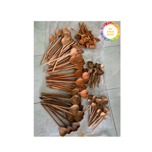 Cuillère en bois faite à la main ustensile en bois naturel du Vietnam écologique pour servir la soupe riz Dessert en remuant le café - Product Image 1