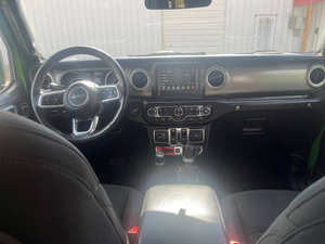 Jeep Wrangler Unlimited Rubicon 2018 Usado, Volante a la Izquierda, Origen Estadounidense - Product Image 2