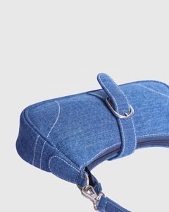 Bolsas Deportivas de PU Personalizables con Logotipo de Marca, Ecológicas, de 30-40L de Capacidad, para Uso en Exteriores, con Cierre para Artículos de Aseo - Product Image 5