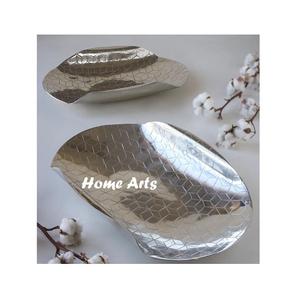 Plateau martelé en acier inoxydable de conception avantageuse avec poignées en aluminium Plateau de dates de taille personnalisée de haute qualité - Product Image 3