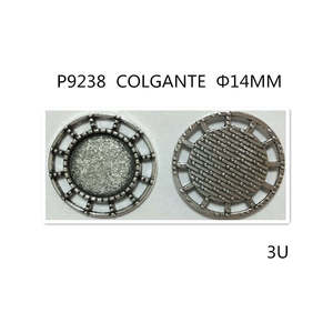 จี้สี่เหลี่ยม12มม. ทำด้วยมือพร้อมโลหะผสมชุบทอง18K และเครื่องประดับอัญมณีสำหรับเด็กผู้หญิงขนาด16มม. ในบรรจุภัณฑ์ถุง - Product Image 1