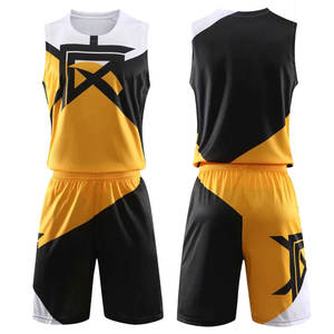 Uniforme de Baloncesto Personalizado de Primera Calidad en Pakistán, 100% Poliéster Transpirable, Nombre del Equipo Personalizado - Product Image 1