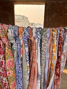 Venta al por mayor lotes de pareos hecho a mano bloque impreso 100% pareos de algodón para mujeres estampado floral hermosos pareos, pareos, bufanda - Product Image 3