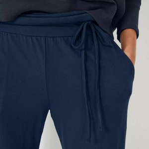 Shorts de yoga pour femmes, vêtements de sport, éco-responsables, en spandex/nylon, respirants, séchage rapide, grandes tailles, OEM, pas chers, best-sellers, confortables, pour tous - Product Image 5