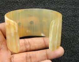 Bracelet en corne et corne de buffle pour femmes à utiliser à bas prix par l'artisanat en croissant - Product Image 6