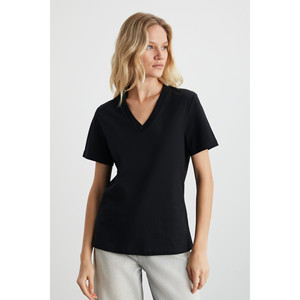 GRIMELANGE ALINE Camiseta de cuello en V profundo 100% algodón orgánico para mujer, ajuste cómodo - Product Image 4
