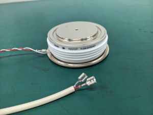 ฮิตาชิ เอ็นเนอร์จี 5STP 17H5200 ไทริสเตอร์ควบคุมเฟส 5200V 1970A ไดรฟ์กิโลวัตต์ ตัวแปลงไฟฟ้าแบบไลน์คอมมิวเตเต็ด ตัวแปลงไฟฟ้าแรงสูงแบบกระแสตรง - Product Image 2