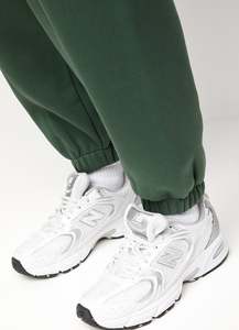 ชุดเซ็ตเสื้อผ้าผู้หญิงแฟชั่นสตรีทแวร์ 2 ชิ้น สไตล์ลำลอง ผ้าฟลีซถัก ติดกระดุม สีพื้น รุ่นใหม่มาแรง ขายดี สำหรับฤดูหนาว - Product Image 6