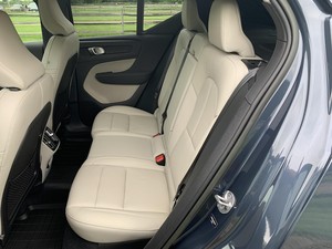 EN PERFECTO ESTADO, VOLVO XC-40 2022, TRANSMISIÓN AUTOMÁTICA, IMPECABLE - Product Image 4