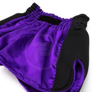 Short Muay Thai en polyester de couleur personnalisée pour hommes pour MMA et arts martiaux - Product Image 3