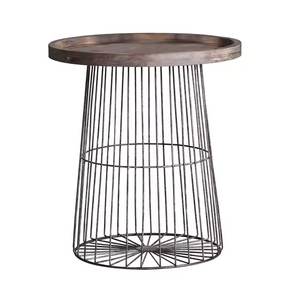 Tabouret en métal en treillis métallique noir - Product Image 2