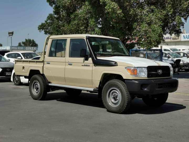 2022 Toy Ota Land Cruiser Double Cabin Pickup Used Cheap Cars From Japan Dubai Germany for Sale Hot Sale Diesel Petrol Engine