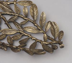 Plato para servir aperitivos, elevadores de exhibición de alimentos de aluminio fundido y platos en forma de hoja para bandejas y platos para servir fiestas - Product Image 2