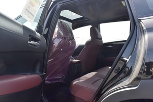 ใหม่/มือสอง ปี 2025 สำหรับ Corolla Cross ดีเซล 4x4 เกียร์ออโต้ หลังคาซันรูฟ เบาะหนังสีเข้ม 6 ที่นั่ง 25001-50000 ไมล์ กล้องมองหลัง 360 องศา - Product Image 4