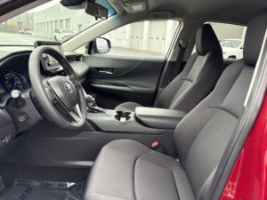 Toyota Venza LE d'occasion propre 2023 - Product Image 4