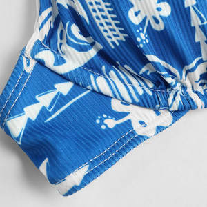 เซ็ตบิกินี่พิมพ์ลายดอกไม้สำหรับผู้หญิง XL ไซส์ใหญ่พิเศษออกแบบได้ตามต้องการ - Product Image 3