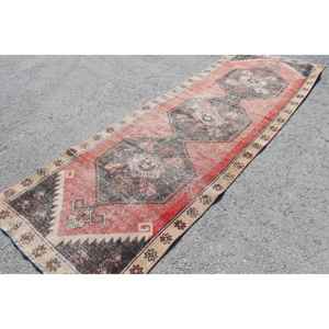 Alfombra Vintage, Alfombra Turca de 3.8x11.4 pies, Alfombra de Lana Abstracta Roja Marrón - Product Image 1