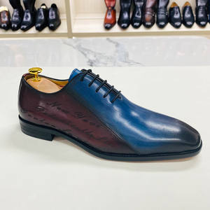 Chaussures habillées en cuir pour hommes, style classique, plusieurs couleurs disponibles (noir, marron, bleu) – Vente en gros pour le marché mondial - Product Image 3