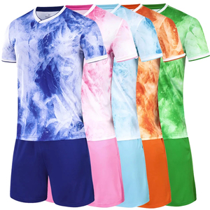 Conjuntos de camisetas de fútbol unisex para adultos con logotipo personalizado, nombres de equipos personalizables, números, 100% de poliéster, transpirable, de secado rápido, manga corta - Product Image 1