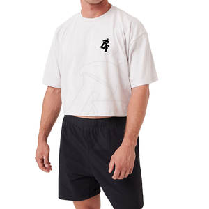 Camiseta corta para hombre, ligera e informal, diseñada para una comodidad transpirable y un aspecto moderno - Product Image 1