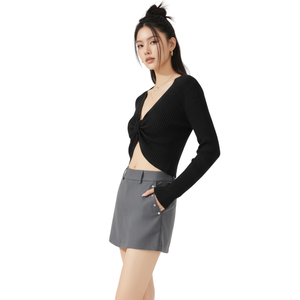 Suéter Corto de Punto Acanalado con Nudo en la Parte Delantera para Mujer, Estilo Casual, Manga Larga, Cuello en V, Precio al por Mayor - Product Image 1