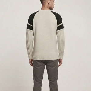 Pull tricoté pour homme OEM, collection automne, en promotion, pull en maille torsadée, design patchwork, en laine, style vintage, beige et noir, disponible à la vente - Product Image 3