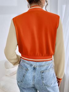 Nuevo estilo, venta al por mayor, chaqueta universitaria de lana personalizada para damas, vendedor superior, chaquetas universitarias de lana recortadas para mujer bordadas - Product Image 4