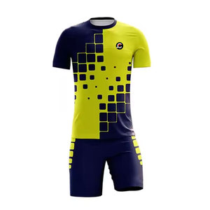 Tenue de football personnalisée de qualité supérieure, vêtements de sport, uniforme de football très vendu, fabriqué au Pakistan - Product Image 1