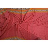 Tissu de soie Sari recyclé bohème Vintage Indian Textile Scrap Up recyclé pour la couture, les courtepointes artisanat, les techniques mixtes et la mode