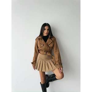 Trench court marron décontracté avec ceinture pour la saison automnale - Product Image 1