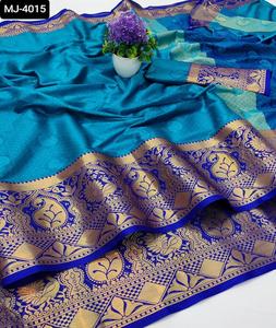 Dernier vêtement traditionnel, en soie de coton riche de pashnmira avec un Look riche en relief et un contraste assorti palpu avec Tressal - Product Image 1