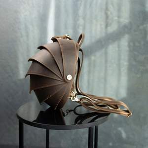 Sac à dos vintage en cuir véritable fait main personnalisé pour homme, petite capacité, voyage, week-end, sac à dos de nuit - Product Image 4