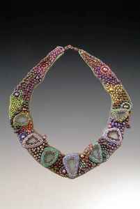 Nouveau collier de bijoux en perles de verre de style entreprise moderne avec broderie - Product Image 4