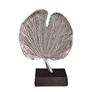 Escultura de hoja de metal chapada en plata con estilo con base negra para sala de estar, hogar y oficina, escultura de Decoración de mesa - Product Image 1
