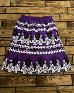 Meilleure jupe courte trapèze à broderie florale pour femmes Nouveau mini streetwear plissé à la mode avec taille élastique - Product Image 5