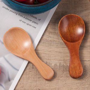 Cuchara clásica de madera maciza Cuchara de madera maciza premium-Utensilio rústico hecho a mano para uso diario Estilo escandinavo - Product Image 1