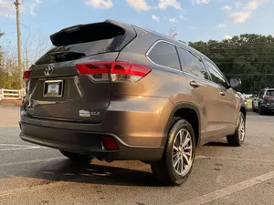 โตโยต้า ไฮแลนเดอร์ XLE ปี 2017 - Product Image 4