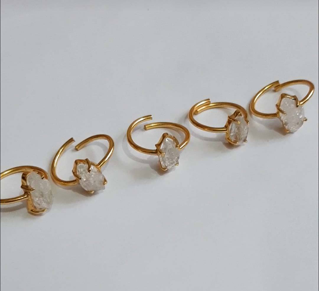 เช่นเดียวกับภาพ