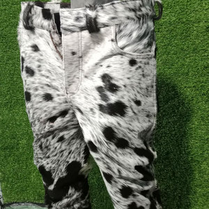 กางเกงหนังวัวแท้รุ่นใหม่ สวมใส่สบาย ทันสมัย วัสดุทนทาน ผลิตจากหนังวัวแท้ วางจำหน่ายแล้ว - Product Image 3