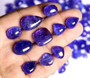 Lot de cabochons ovales en tanzanite bleue naturelle de qualité supérieure AAA+++ – Formes variées 3-9 carats – Pierres précieuses de luxe riches pour la fabrication de bijoux - Product Image 1